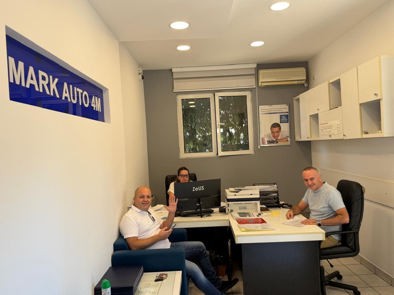 Papirologija sa timom Mark Auto 4M, Podgorica